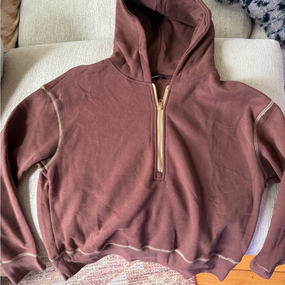 Cropped Half-Zip Hoodie in Brown
